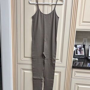 H&M RIBBED WOMENS TAUPE JUMPSUIT MEDIUM BRAND NEW